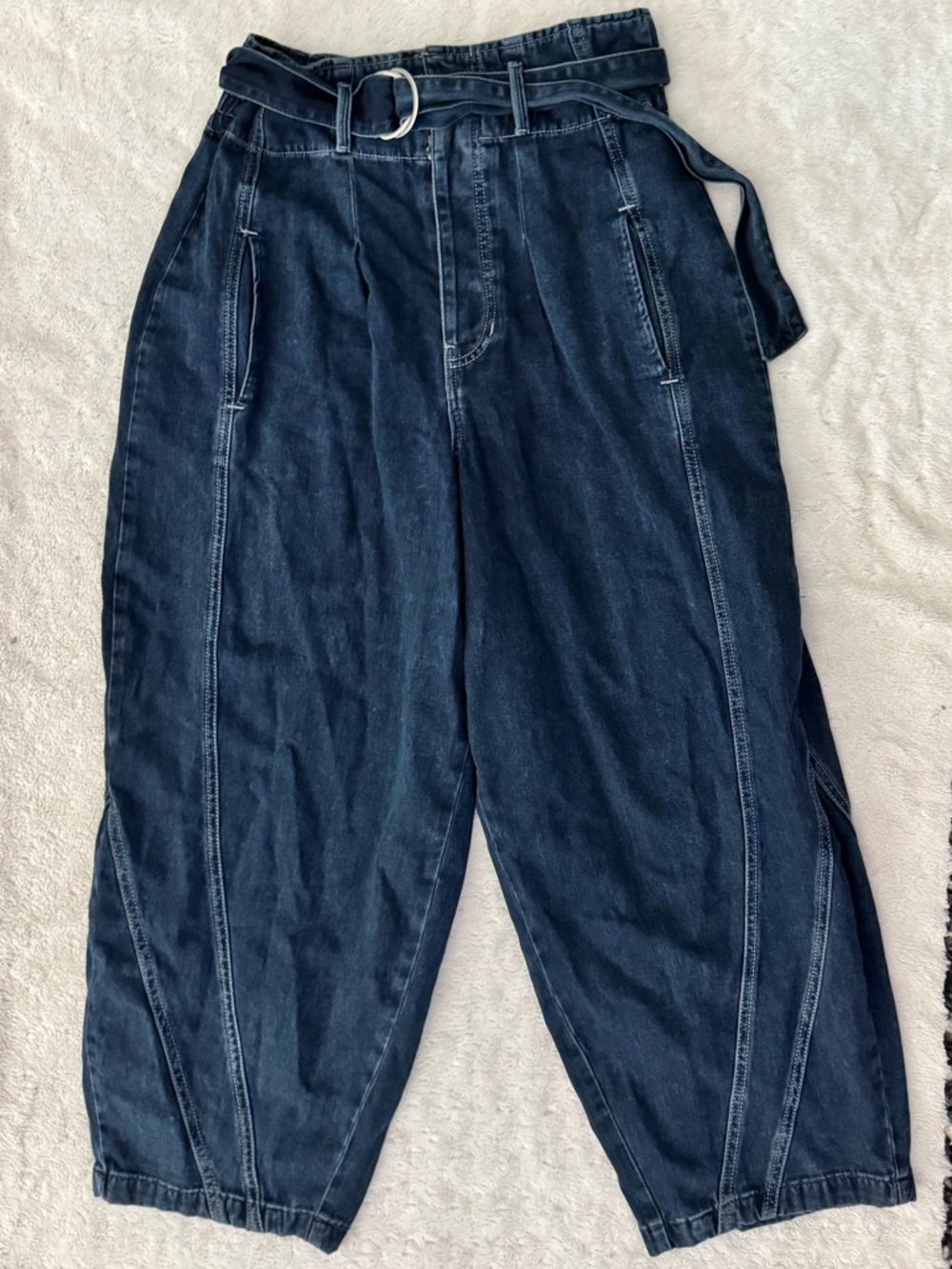 WE THE FREE Amsterdam Belted High Waist Barrel Wide Leg Jeans  - SMALL FLAW - Picture 2 of 15